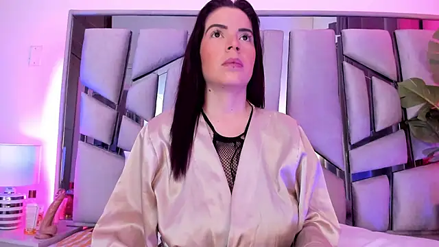 Snapshot of _valeria_saenz_ chatting on November 4, 2:48 am valeria saenz online show from November 4, 2:48 am