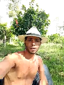 Snapshot of AlphaAlterX chatting on February 20, 8:33 pm AlphaAlterX online show from February 20, 8:33 pm