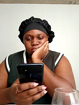 Gyminae online show from November 20, 12:06 pm