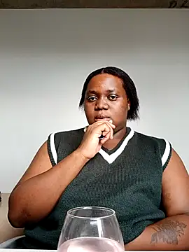 Gyminae online show from November 19, 11:54 am