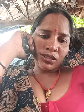Snapshot of Hot_Seema83 chatting on October 15, 8:55 am Hot Seema83 online show from October 15, 8:55 am