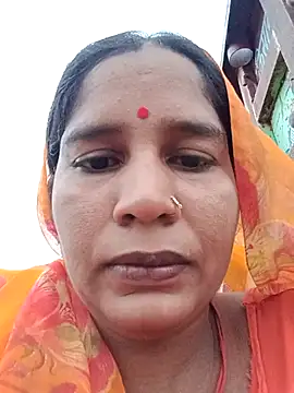 Snapshot of Hot_Seema83 chatting on October 26, 11:54 am Hot Seema83 online show from October 26, 11:54 am