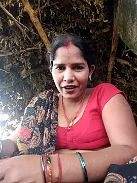 Snapshot of Hot_Seema83 chatting on September 27, 8:09 am Hot Seema83 online show from September 27, 8:09 am