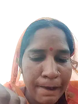 Snapshot of Hot_Seema83 chatting on October 21, 12:04 pm Hot Seema83 online show from October 21, 12:04 pm