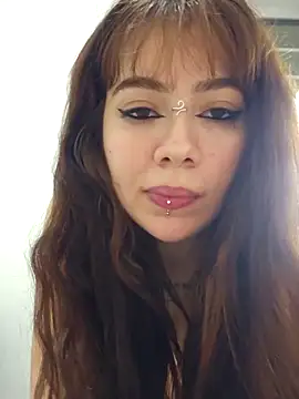 ingridequinti online show from May 7, 3:33 am
