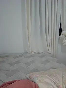 ingridequinti online show from June 14, 4:03 am