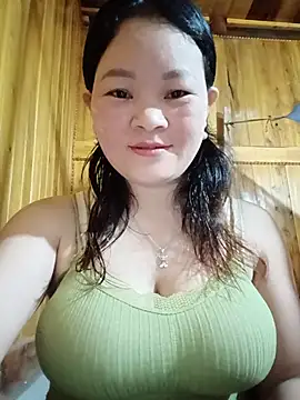 Snapshot of ctm-cute chatting on July 18, 8:23 am ctm-cute online show from July 18, 8:23 am