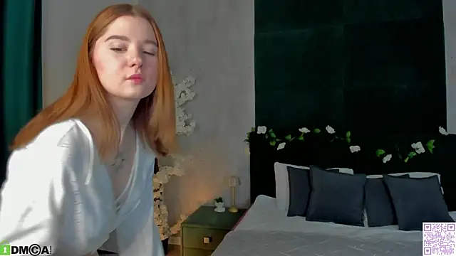 Brenda Puff online show from December 4, 11:37 pm