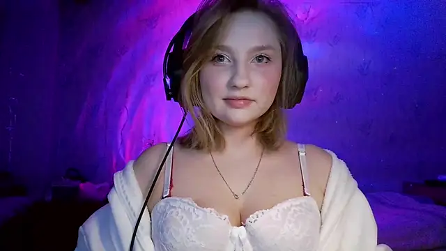 pr In cess  online show from February 25, 7:47 pm