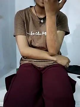 Snapshot of Student_girl2 chatting on October 26, 6:25 am Student girl2 online show from October 26, 6:25 am