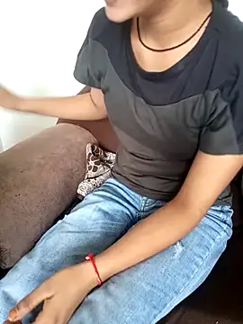 Snapshot of Student_girl2 chatting on October 1, 4:39 am Student girl2 online show from October 1, 4:39 am