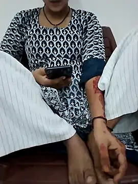 Snapshot of Student_girl2 chatting on October 8, 4:29 pm Student girl2 online show from October 8, 4:29 pm