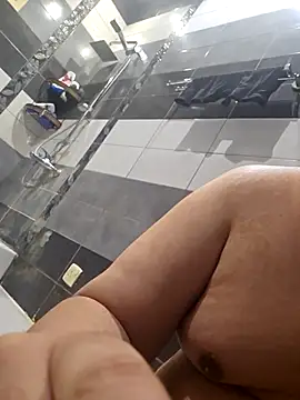 Snapshot of jedoo1213 chatting on November 23, 6:40 pm jedoo1213 online show from November 23, 6:40 pm