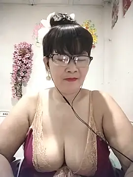 Ki xxx online show from May 17, 1:33 pm