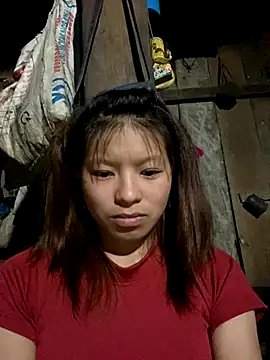 Snapshot of Mai_bb chatting on October 15, 1:19 pm Mai bb online show from October 15, 1:19 pm