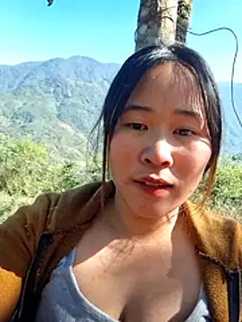 Snapshot of ALIENHR38 chatting on November 26, 6:02 am ALIENHR38 online show from November 26, 6:02 am