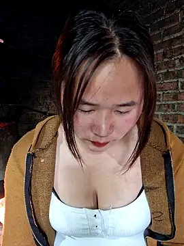 ALIENHR38 online show from March 6, 2:06 am