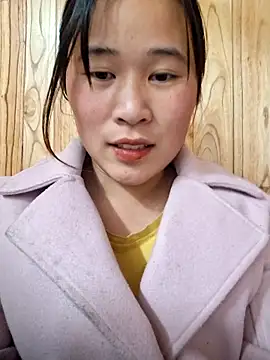 Snapshot of ALIENHR38 chatting on November 19, 7:52 am ALIENHR38 online show from November 19, 7:52 am