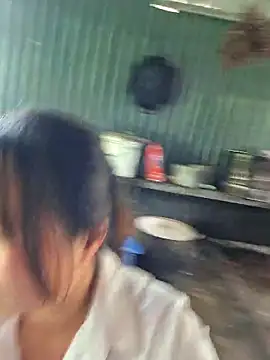 ALIENHR38 online show from April 4, 3:13 am