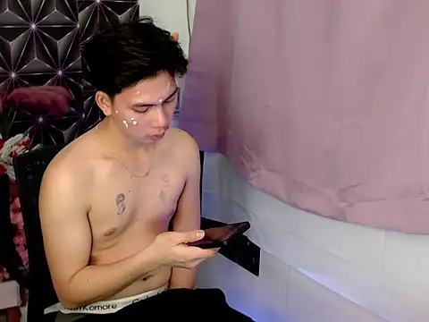 ursweet jade online show from December 3, 10:47 am