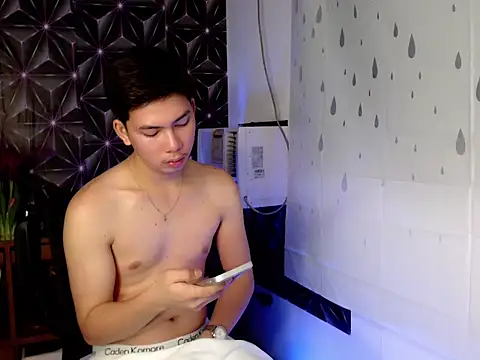 ursweet jade online show from October 29, 10:36 am