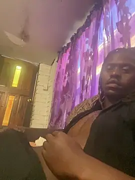 Wuu2now online show from December 18, 5:06 pm