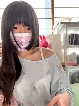 Snapshot of xx_Ojou_xx chatting on December 18, 1:44 am xx Ojou xx online show from December 18, 1:44 am