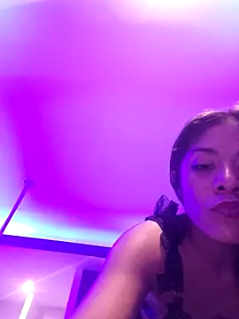 mamasitapetite online show from November 3, 5:23 am