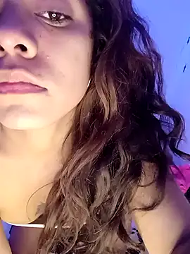 mamasitapetite online show from February 6, 9:00 pm