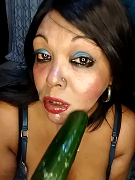 Snapshot of hemilynthomas2467 chatting on July 11, 7:36 pm hemilynthomas2467 online show from July 11, 7:36 pm