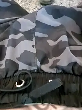 Snapshot of MRTATTWO chatting on November 18, 8:56 pm MRTATTWO online show from November 18, 8:56 pm