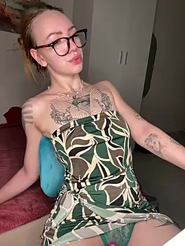 Snapshot of Amore_Mia_ chatting on July 25, 1:13 am Amore Mia online show from July 25, 1:13 am