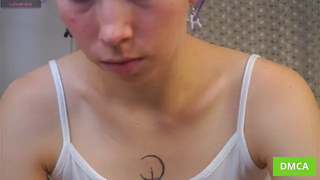 JuliannaWenger online show from October 27, 4:08 pm