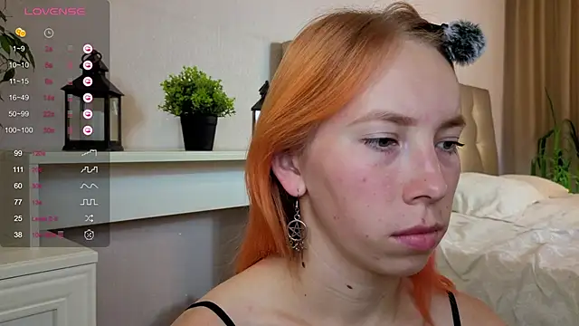 JuliannaWenger online show from September 22, 4:35 pm