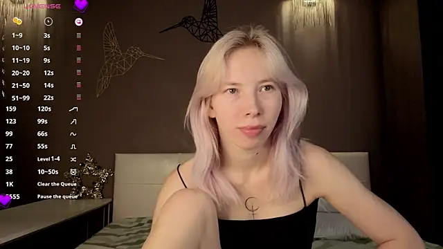 JuliannaWenger online show from January 9, 4:03 pm