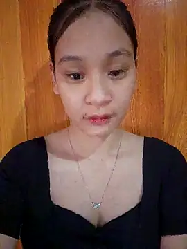 Snapshot of ChiecumBae chatting on October 26, 12:44 am ChiecumBae online show from October 26, 12:44 am