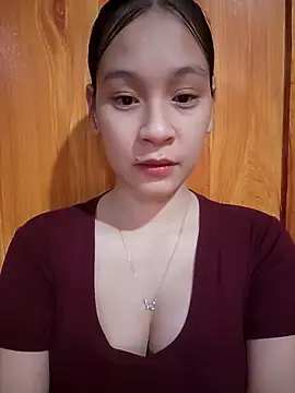 Snapshot of ChiecumBae chatting on November 2, 1:38 pm ChiecumBae online show from November 2, 1:38 pm