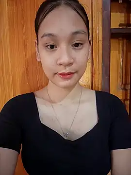 Snapshot of ChiecumBae chatting on October 15, 12:42 am ChiecumBae online show from October 15, 12:42 am