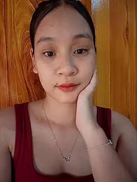 Snapshot of ChiecumBae chatting on September 18, 1:19 am ChiecumBae online show from September 18, 1:19 am