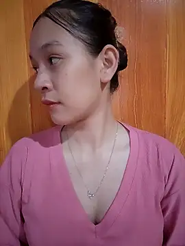 Snapshot of ChiecumBae chatting on November 9, 12:58 am ChiecumBae online show from November 9, 12:58 am