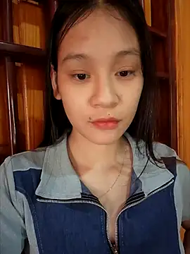 Snapshot of ChiecumBae chatting on September 16, 1:39 am ChiecumBae online show from September 16, 1:39 am