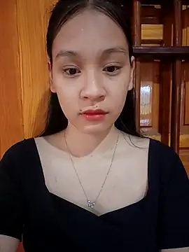 Snapshot of ChiecumBae chatting on October 1, 2:06 am ChiecumBae online show from October 1, 2:06 am