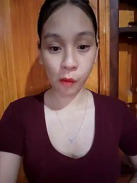 Snapshot of ChiecumBae chatting on October 5, 1:57 pm ChiecumBae online show from October 5, 1:57 pm