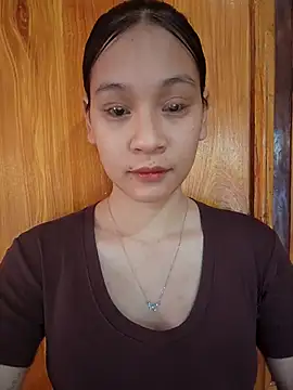 Snapshot of ChiecumBae chatting on October 28, 2:01 am ChiecumBae online show from October 28, 2:01 am