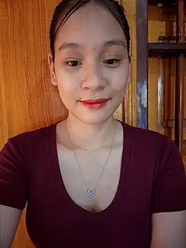 Snapshot of ChiecumBae chatting on October 10, 1:06 am ChiecumBae online show from October 10, 1:06 am