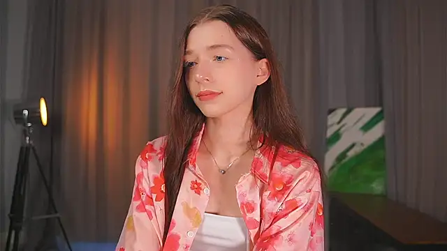 Snapshot of RoxieBolich chatting on September 22, 1:39 pm RoxieBolich online show from September 22, 1:39 pm