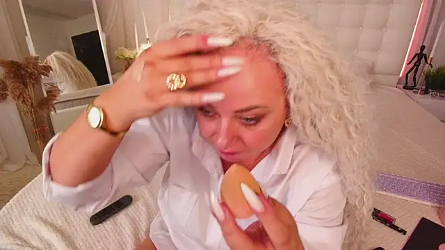 Snapshot of Lilit_1Love chatting on September 26, 4:36 pm Lilit 1Love online show from September 26, 4:36 pm