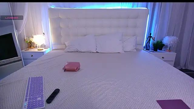 Snapshot of Lilit_1Love chatting on September 21, 4:34 pm Lilit 1Love online show from September 21, 4:34 pm