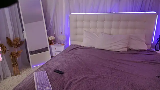 Snapshot of Lilit_1Love chatting on October 14, 4:18 pm Lilit 1Love online show from October 14, 4:18 pm