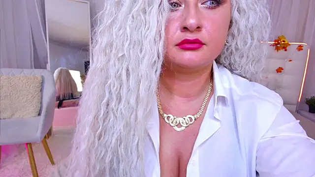 Snapshot of Lilit_1Love chatting on October 19, 4:21 pm Lilit 1Love online show from October 19, 4:21 pm